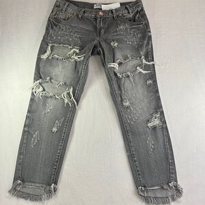 Distressed Gray Ankle Jeans